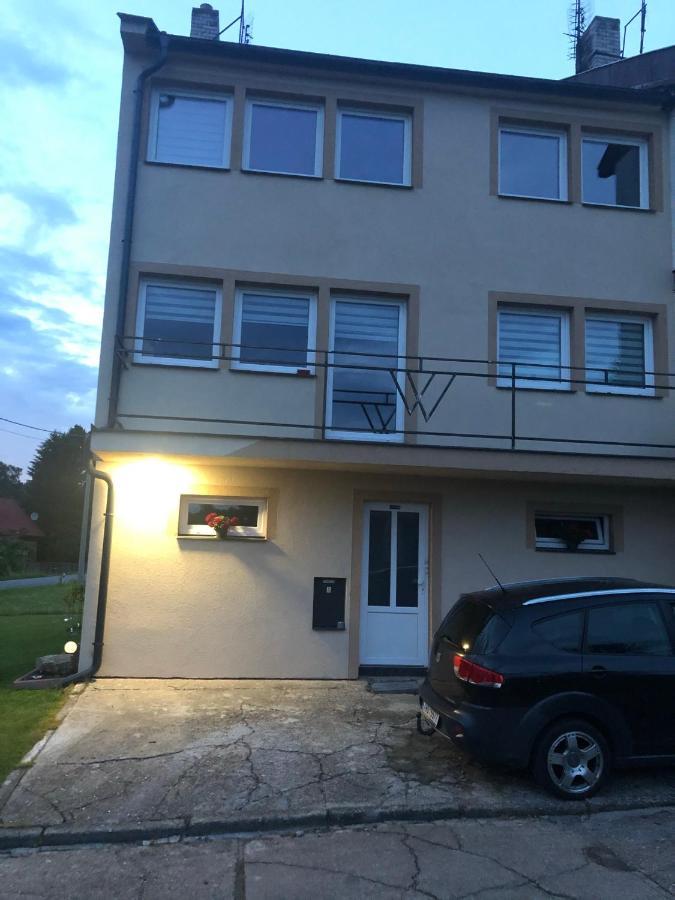 W Apartman 2 Teplice nad Metují Екстериор снимка